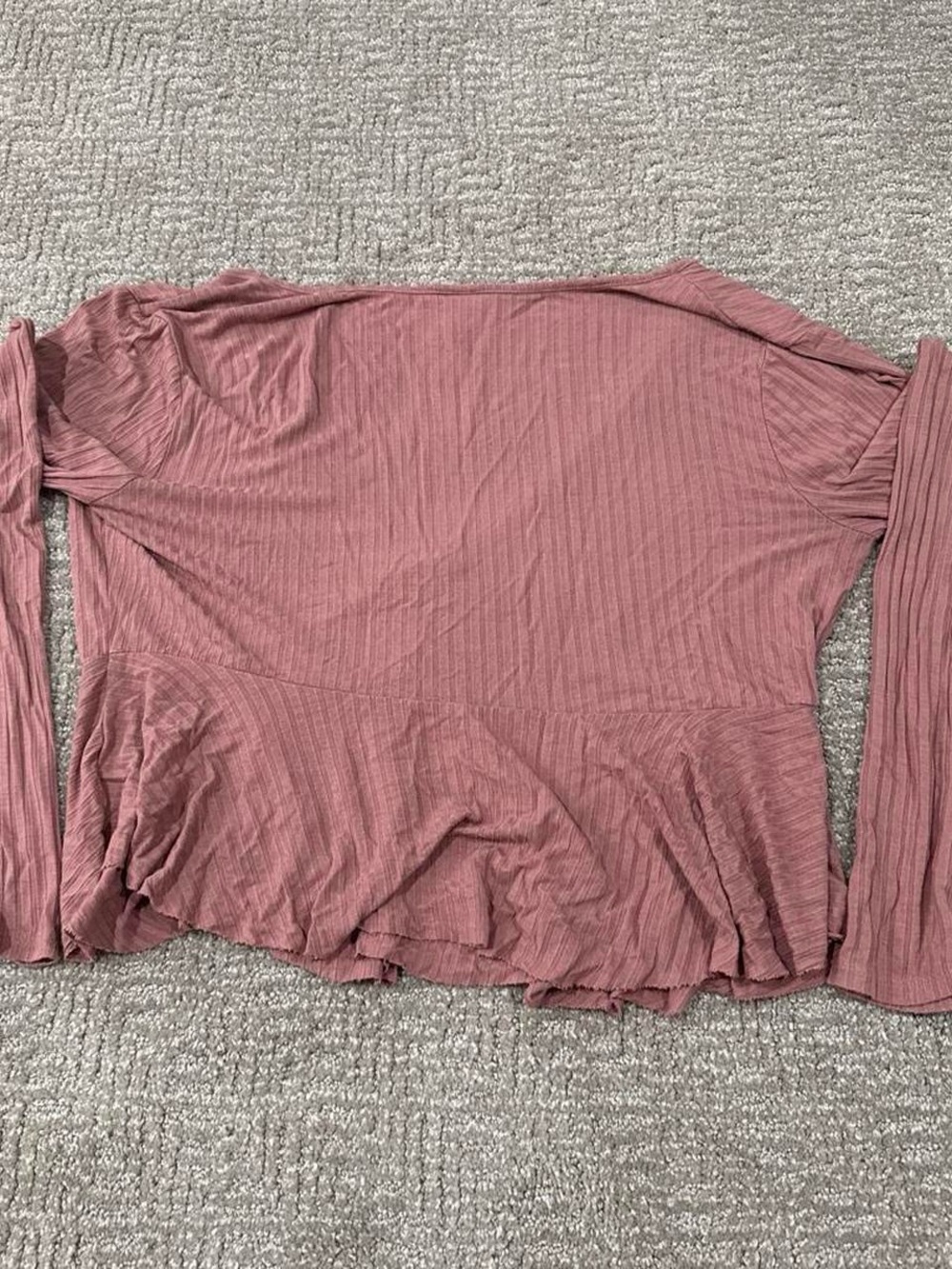 wild fable Ribbed V‑Neck Cropped Top - Dusty Mauve - Picture 2 of 3